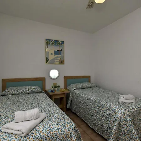 Castle Harbour 32 - One Bed * Los Cristianos (Tenerife)