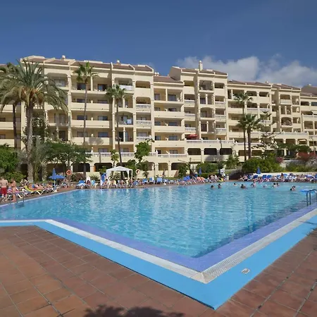 Castle Harbour 32 - One Bed Apartment *