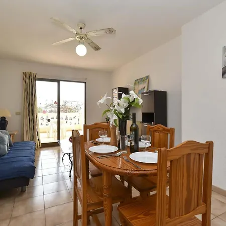 Castle Harbour 32 - One Bed Appartement