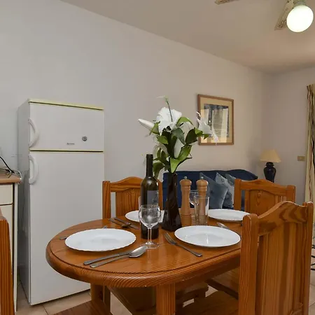 Castle Harbour 32 - One Bed Appartement