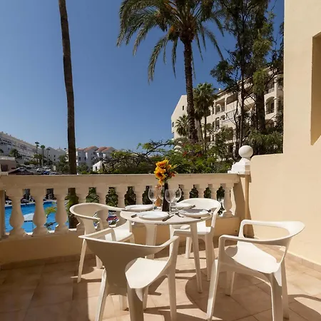 Castle Harbour 32 - One Bed Апартаменты *
