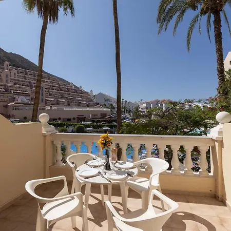 Апартаменты Castle Harbour 32 - One Bed *