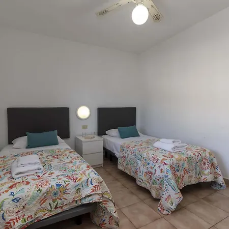 Castle Harbour 32 - One Bed * Лос Кристианос