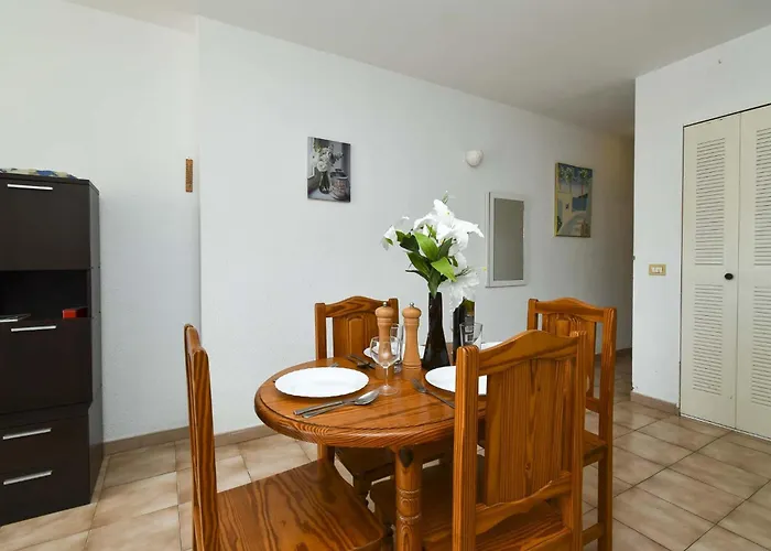 Castle Harbour 32 - One Bed Los Cristianos (Tenerife)