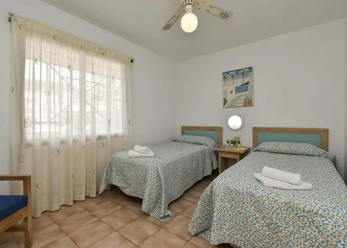 Castle Harbour 32 - One Bed Appartement *