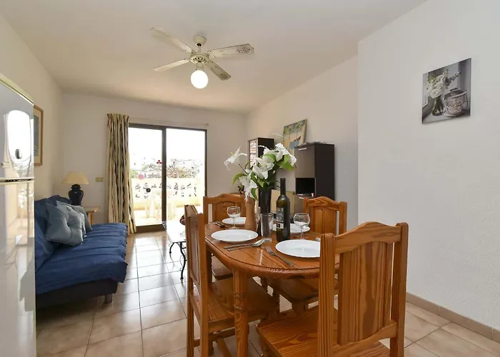 Castle Harbour 32 - One Bed Appartement