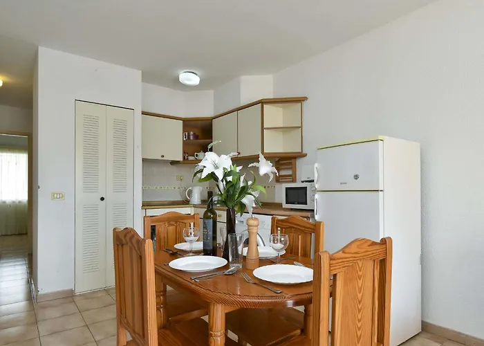 Castle Harbour 32 - One Bed Los Cristianos (Tenerife)