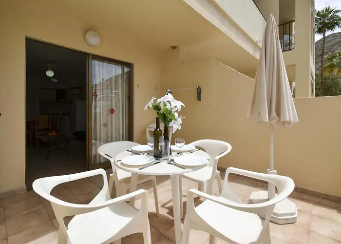 Castle Harbour 32 - One Bed דירה *